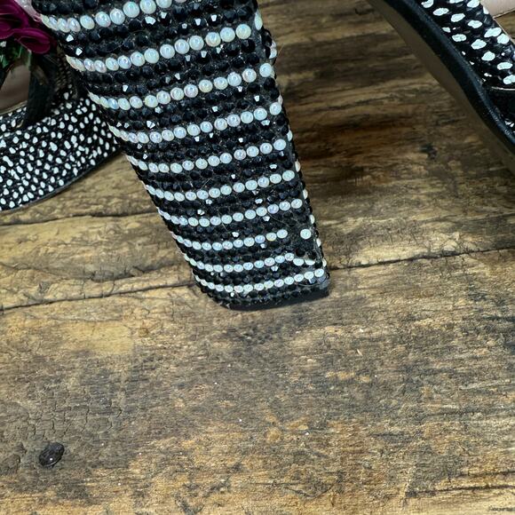 Betsey Johnson Marlo Platform Heels Women’s 7.5 Black Rhinestone Floral - Picture 12 of 14